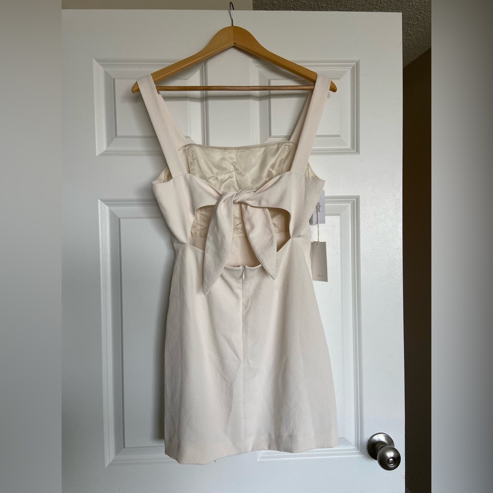 NWT Aritzia Wilfred Dress - Gorgeous, Perfect for Spring, Easter & Summer!!